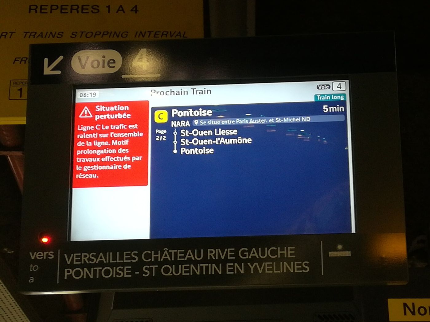 オルセー駅のRER C線の案内表示